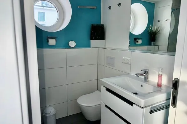 Badezimmer  FeWo Meeresglück in PRORA . 7.37