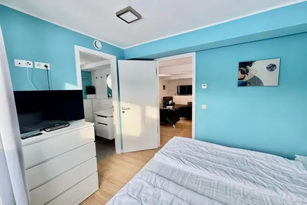 Schlafzimmer  FeWo Meeresglück in PRORA . 7.37