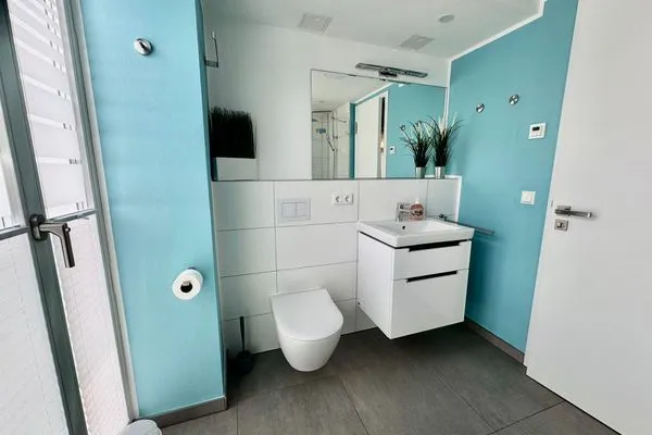 Badezimmer  FeWo Meeresglück in PRORA . 7.37