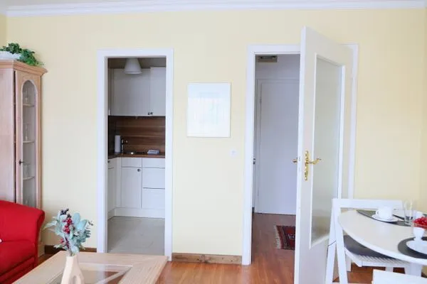 Wohnzimmer  Kjeirstr. 19-21, Whg. 10