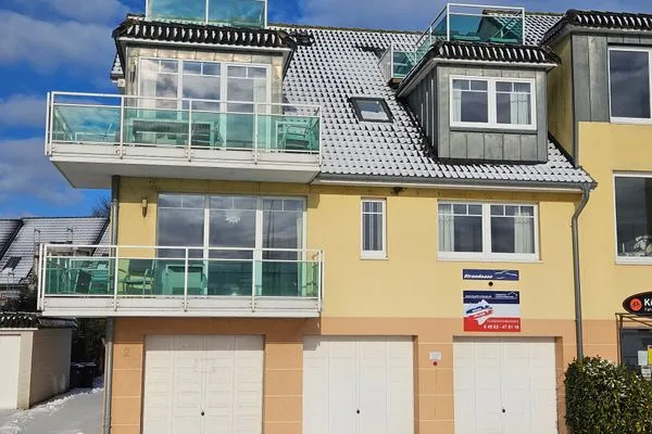 Fassade / Eingang Strandoase Sierksdorf Strandoase Strandmuschel