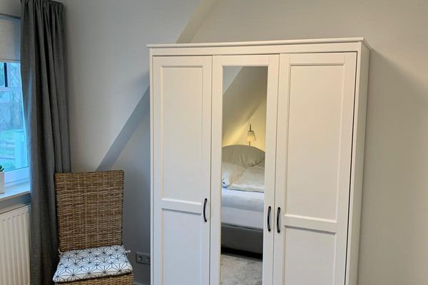  Haus Deckstein St. Peter-Ording - Kleiderschrank