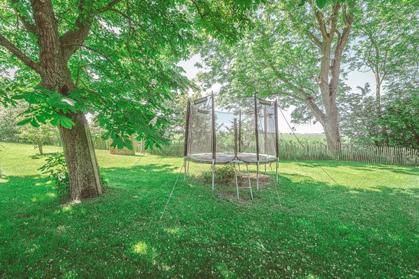  Friesenhof Benen Diken - Ole Lise Poppenbüll,Osterhever,Tetenbüll - Trampolin