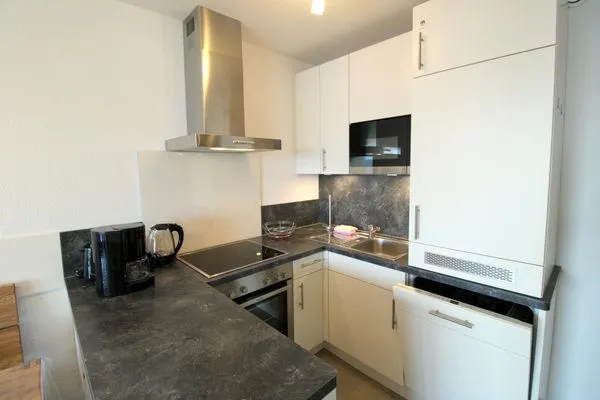 Küche / Küchenzeile Panorama Whg 81, 5. OG