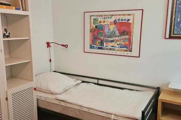 Kinderzimmer mit Einzelbett und Kleiderschrank Achtern Diek Achtern Diek 12b - Wohnung 6