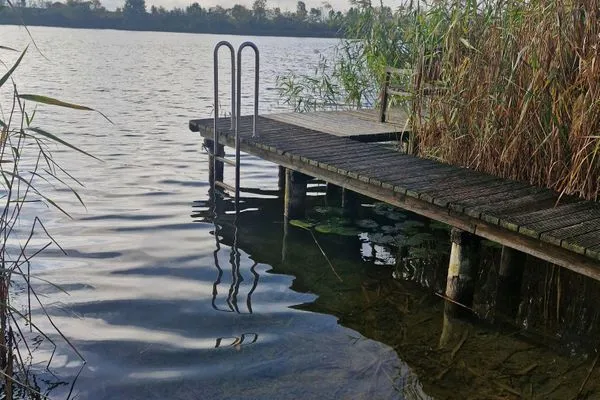   Ferienhaus direkt am See