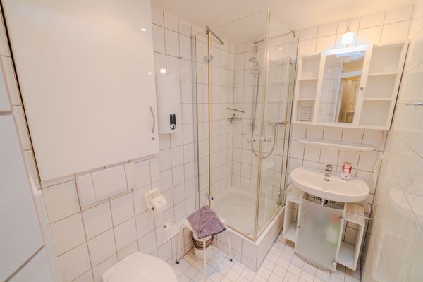  Haus Bielefeld Ferienwohnung 32  - Badezimmer