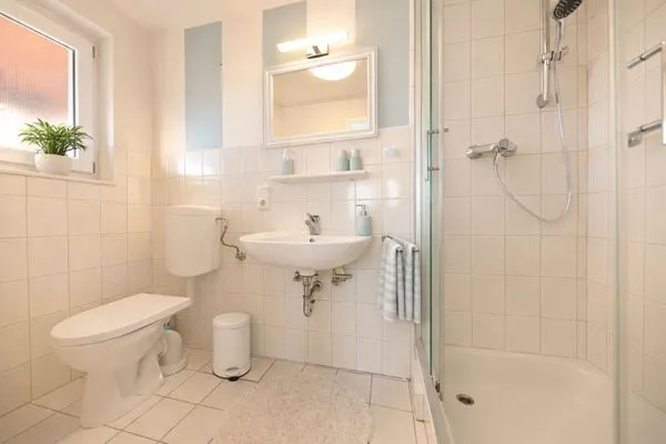 Badezimmer  Haus Lüttje Hörn Apartment Meer