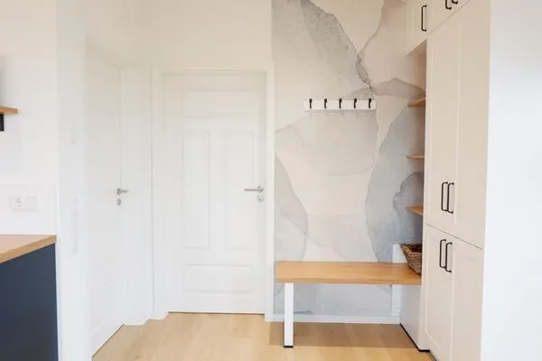 Eingangsbereich mit Zugang zum Bad- und Schlafzimmer  Ferienhaus Landliv Stuuv
