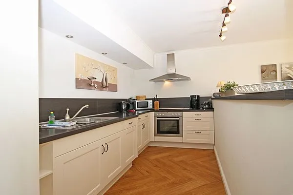 Küche / Küchenzeile  Jagdschloss Hohen Niendorf Ferienwohnung 3