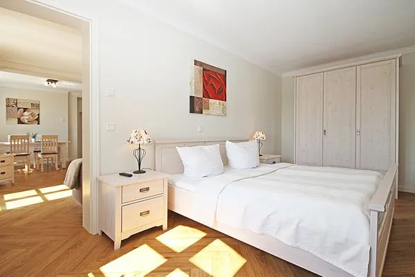 Schlafzimmer  Jagdschloss Hohen Niendorf Ferienwohnung 3