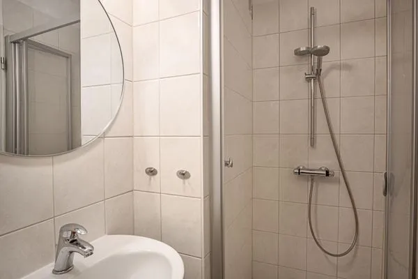 Badezimmer  Ferienwohnung Blick auf die Eckernförder Bucht