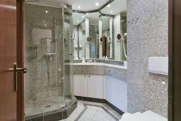 Badezimmer Dünenpark Binz Ferienwohnung 215