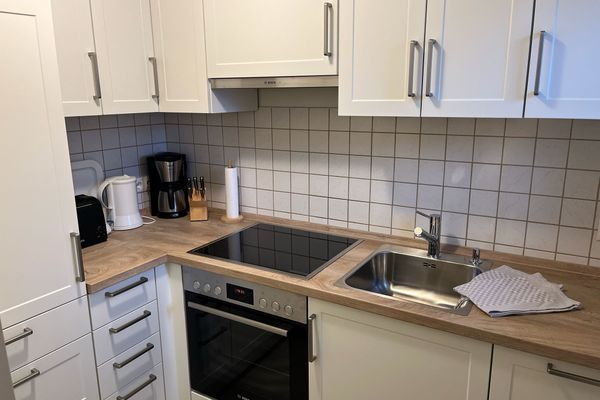  Haus Klarinette Whg. Wattwurm Nebel - Küche / Küchenzeile