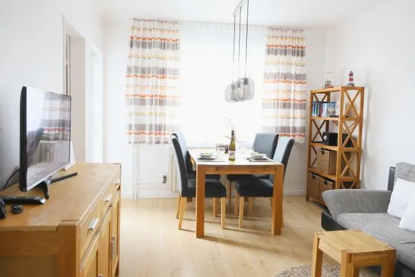 Wohnzimmer  Theodor-Heuss-Str. 16, Whg. 228