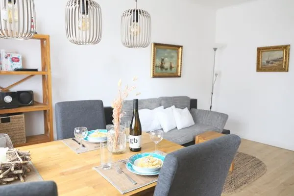 Wohnzimmer  Theodor-Heuss-Str. 16, Whg. 228