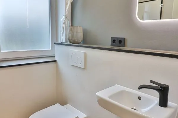 Gäste-WC  Ferienhaus Seeschwalbe 12/2