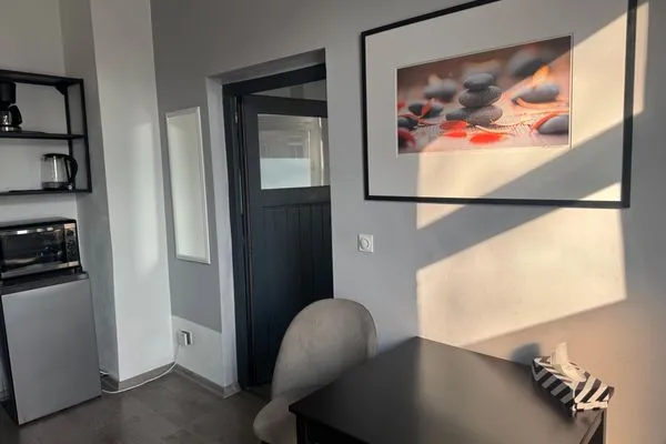 Küche / Küchenzeile  Gemütliches Appartement "Emma" in Halle inklusive Stellplatz