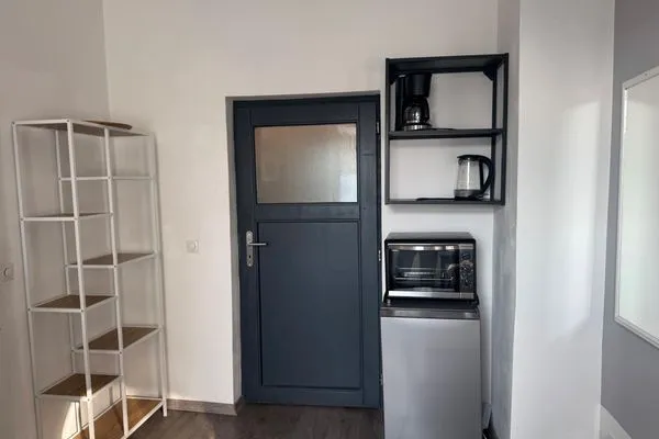 Küche / Küchenzeile  Gemütliches Appartement "Emma" in Halle inklusive Stellplatz