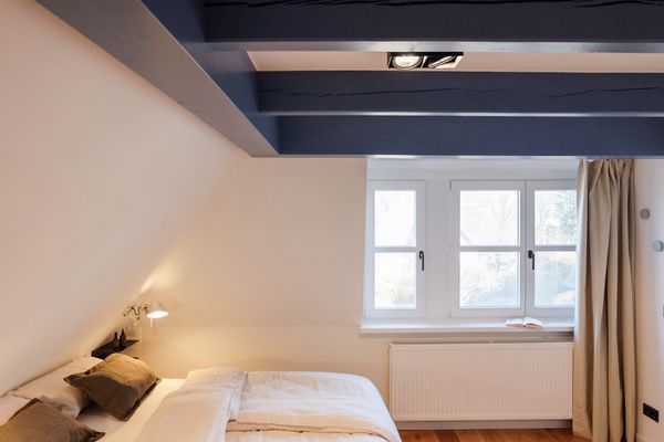  BLAUSAND im Malergarten Ahrenshoop - Schlafzimmer