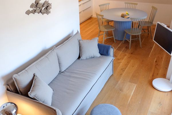  BLAUSAND im Malergarten Ahrenshoop - Wohnzimmer