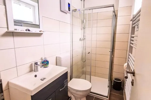 Badezimmer  Ferienhaus Haffliebe mit Sauna und Kamin