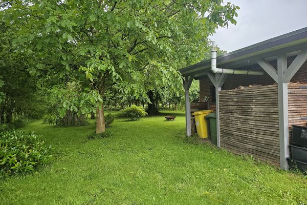  An der Bootfahrt Tönning - Garten