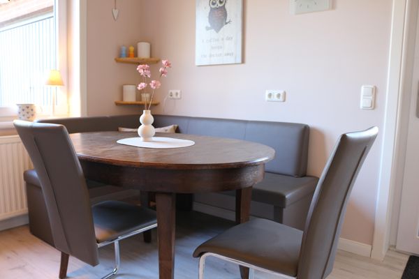  An der Bootfahrt Tönning - Esstisch