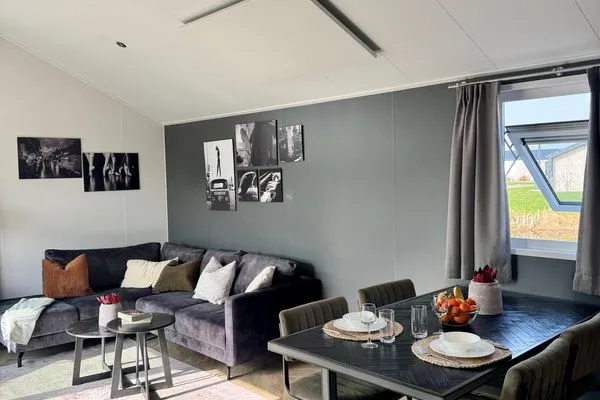  EuroParcs De IJssel Eilanden Chalet Reevemeer mit Steg IJE511