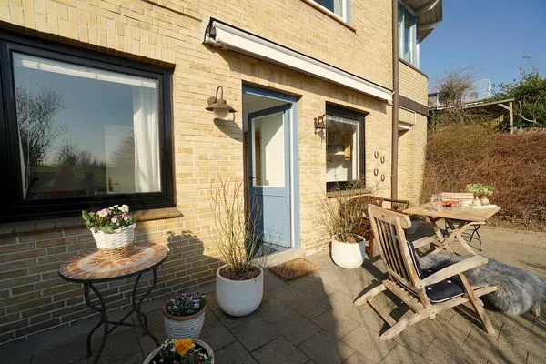 Terrasse  Ferienwohnung „Kleine Bucht" Eckernförde – ruhig gelegen, strandnah, für zwei