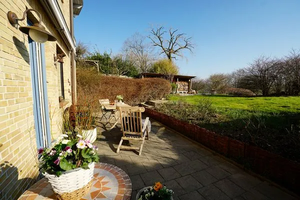 Terrasse  Ferienwohnung „Kleine Bucht" Eckernförde – ruhig gelegen, strandnah, für zwei