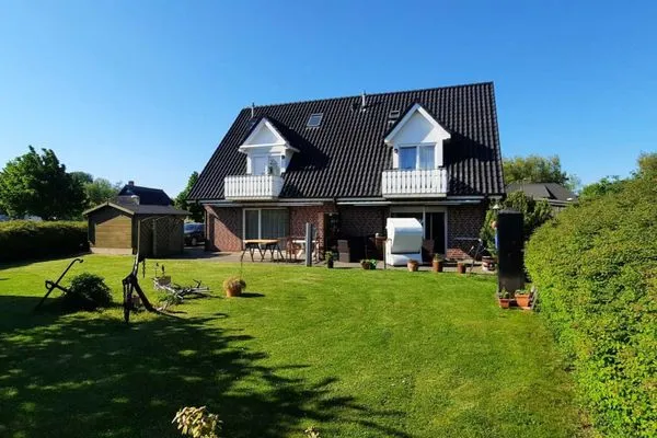 Hauptansicht  Ferienwohnung Laura - am Wieker Bodden gelegen