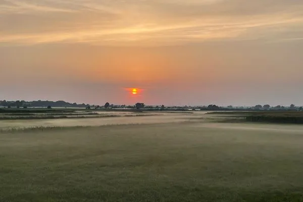 Landschaft  Alte Wassermühle Ganzes Haus