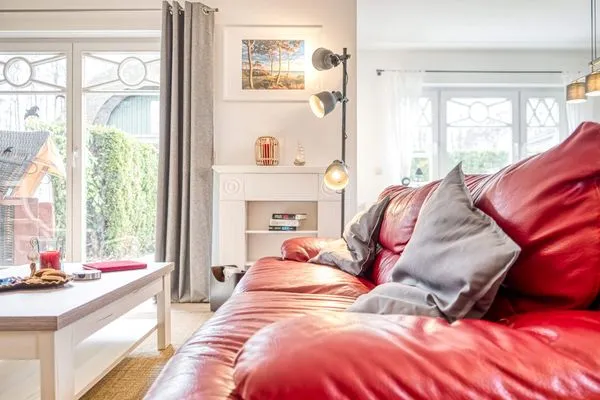 Sofa mit Couchtisch  Haus Leni