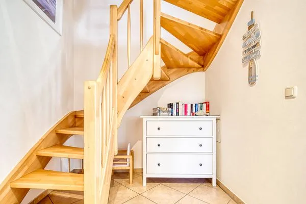 Treppe ins Obergeschoss  Haus Leni