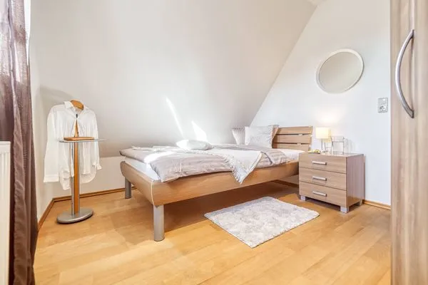 Schlafzimmer mit Einzelbett  Haus Leni