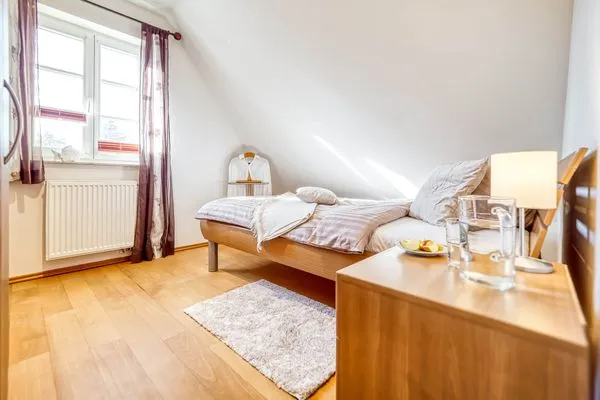 Schlafzimmer mit Einzelbett  Haus Leni