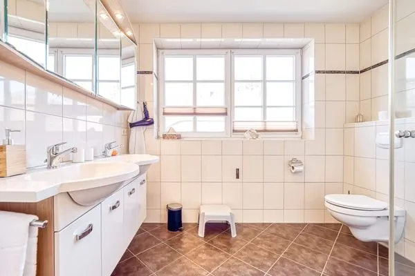 Badezimmer im Obergeschoss  Haus Leni