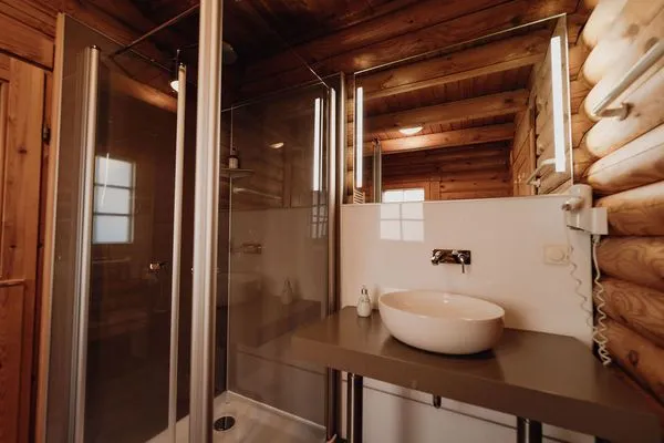 Badezimmer  Blockhaus Admiral Nelson - 1.  Reihe Meerblick