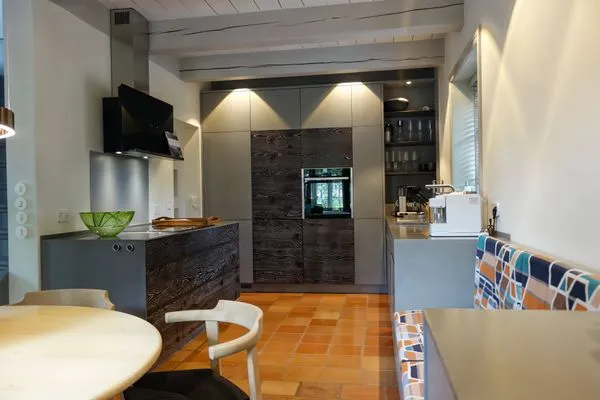 Küche / Küchenzeile  Reethus Haupthaus im EG/ OG