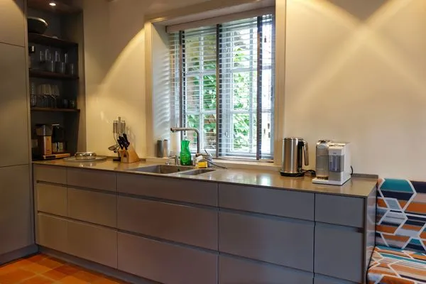 Küche / Küchenzeile  Reethus Haupthaus im EG/ OG