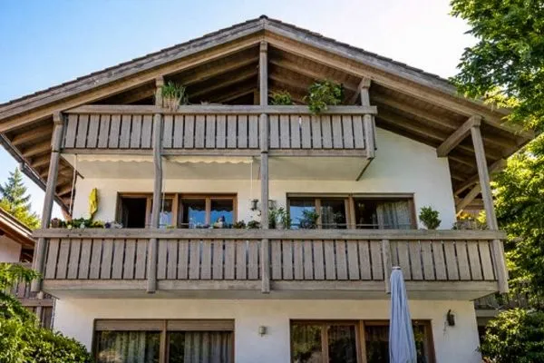 Hauptansicht  Ludwig'sLodge