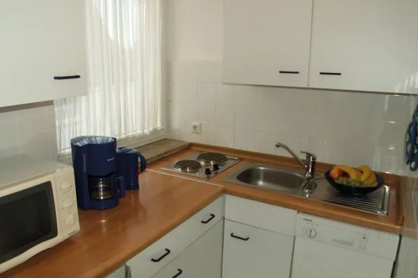 Küche / Küchenzeile Zedeliusstraße 14 Ambiente Whg. 05