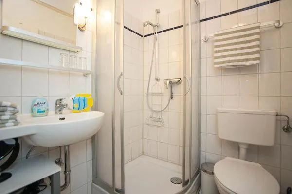 Badezimmer  Colonia Whg.01  Ankerplatz