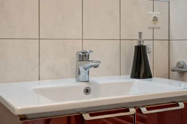 Ferienwohnung Seepferdchen Waren (Müritz) - Wascharmatur im Badezimmer  Seepferdchen