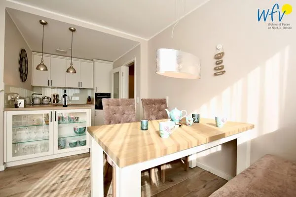 Essbereich Villa Petersen Ferienwohnung Strandliebe