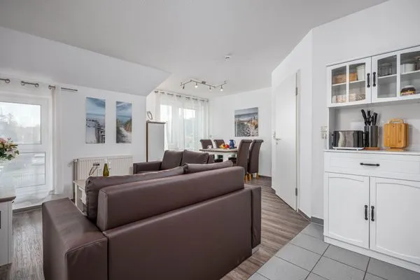 Wohnbereich mit Essecke  Bahnhofstraße 10 - Wohnung 3