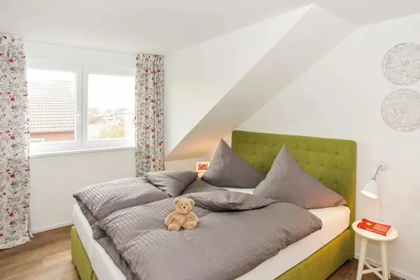 Schlafen III (Dachgeschoß)  Haus Dünenläufer 01