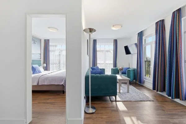 Dekoratives Detail  Regina Maris, Whg. 105