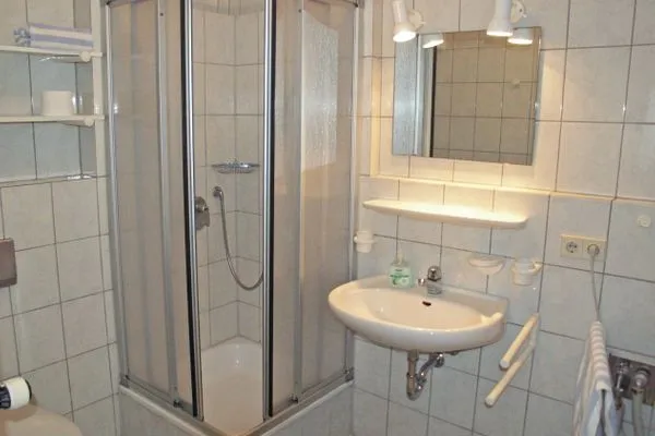 Badezimmer mit Waschmaschine  Dünenblick Whg. 08